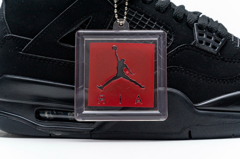 Tênis Air Jordan 4 Black Cat