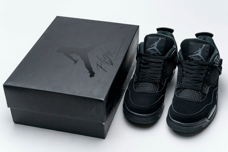 Tênis Air Jordan 4 Black Cat